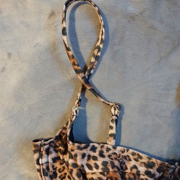 Asos South Beach Women's Underwire Bikini Top Leopard Print NWT SZ US 4 - Picture 3 of 5